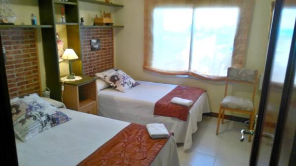 3 bedrooms house with private pool enclosed garden and wifi at Chatun