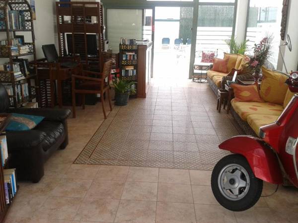 Apartamentos Erika - Adults Only