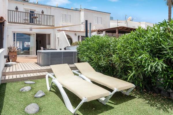 Luxury Oceanfront Villa