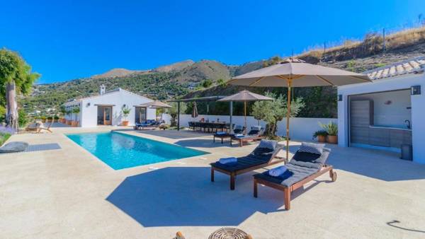 Finca El Frontin Competa by Ruralidays