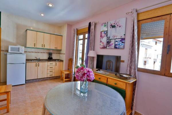 Apartamentos Castillo Cazorla