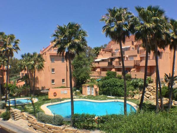 2236-Lovely groundfloor with pool view