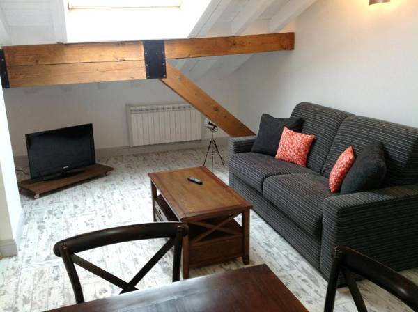 Apartamentos Rurales La Villa de Piedra