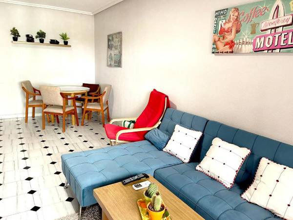 4 bedrooms appartement with balcony and wifi at Cartagena 3 km away from the beach