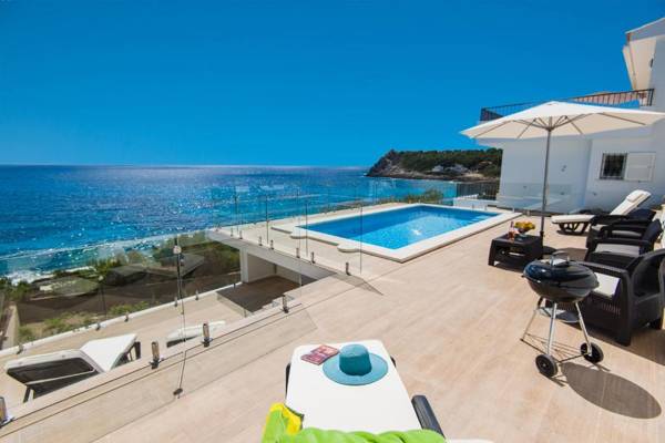 Casa Carol on the rocks MHM