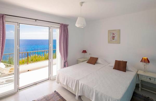 Casa Carol on the rocks MHM