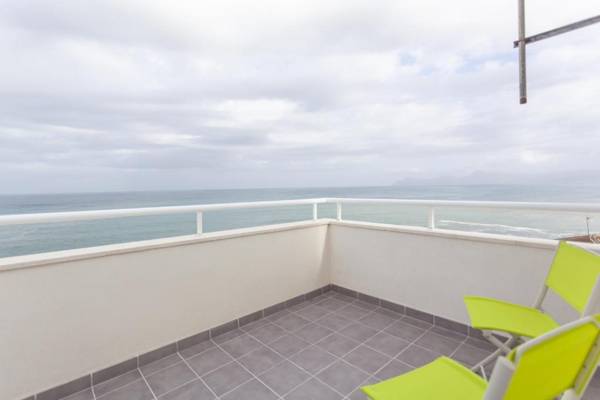 YourHouse Monges sea view Studio