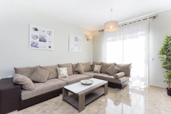 Live Basilica Candelaria Beach & Balcony