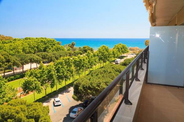 UHC Cambrils Paradis Family Complex