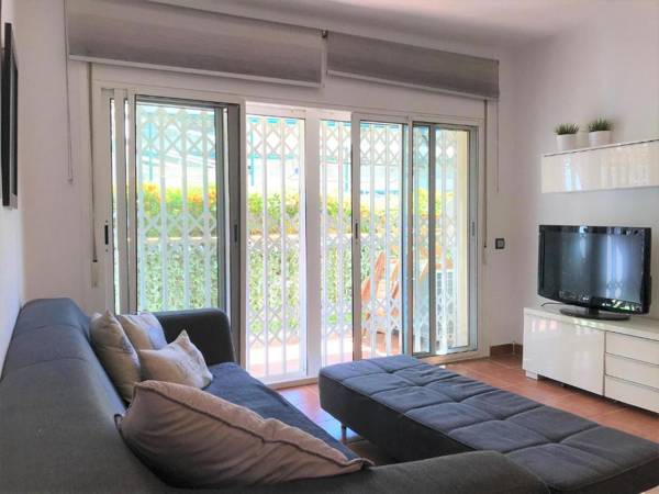 Planta baja reformada a pocos metros de la playa 152B - INMO22