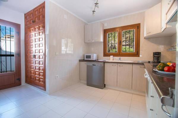 Villa Ibiza - PlusHolidays