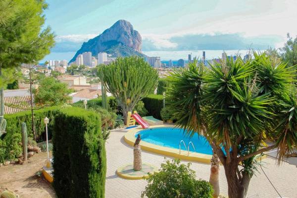 Condelmar - modern villa close to the beach in Calpe