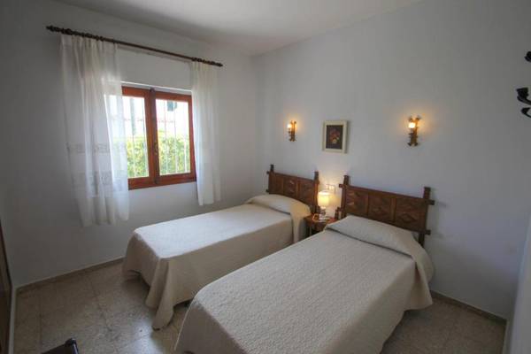 Tere - holiday home with private swimming pool in Calpe