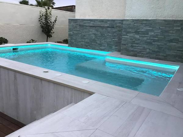 2 bedrooms villa with private pool enclosed garden and wifi at Calpe 2 km away from the beach