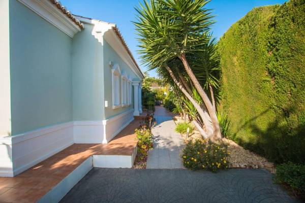 Villa Yoko - Plusholidays