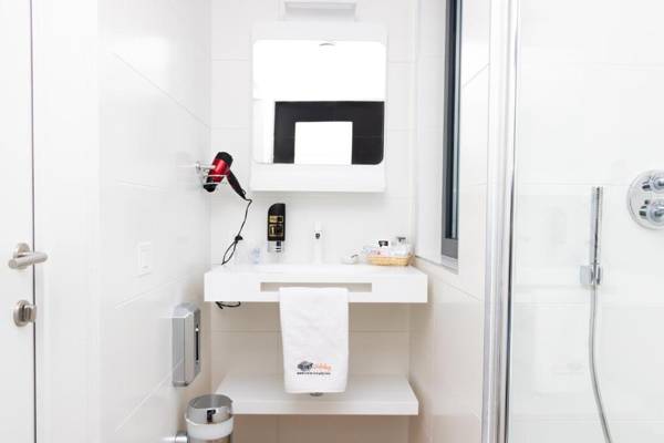 Hotel The Place - Adults Only