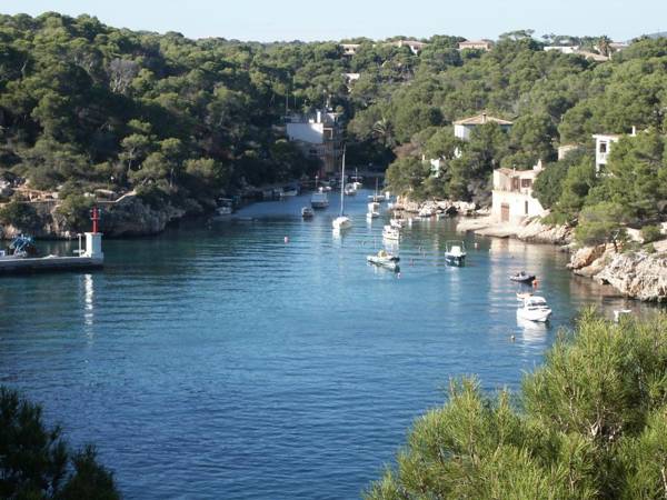 Apartamentos Cala Figuera