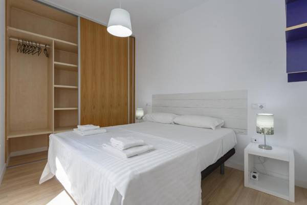 COLON15 Family Home by Cadiz4Rentals