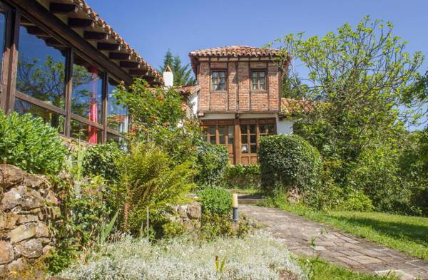 Viviendas Rurales El Covaju