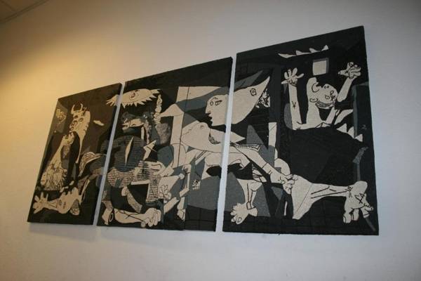 Bilbao Akelarre Hostel