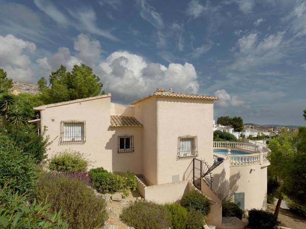 Beautiful villa in Benitachell with swimming pool