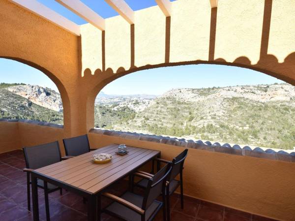 Modern apartment in Moraira with beautiful views 5 minutes from the beach
