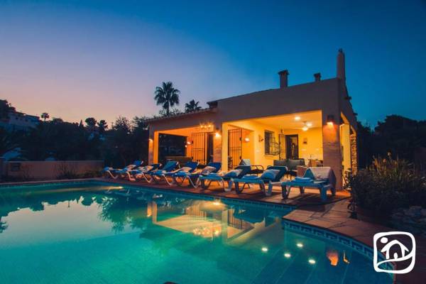 Abahana Villas Galante