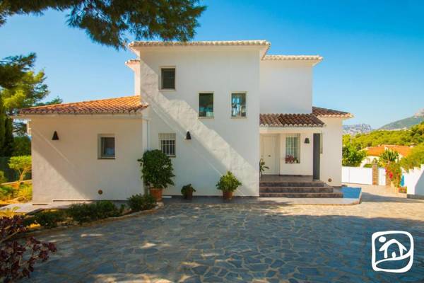 Abahana Villas Bernia