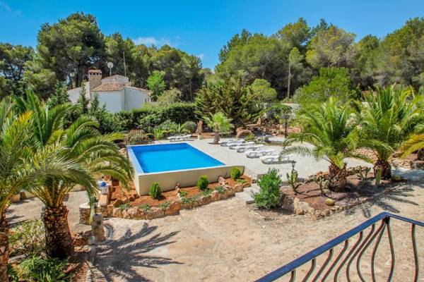Diana - pretty holiday property with garden and private pool in Benissa
