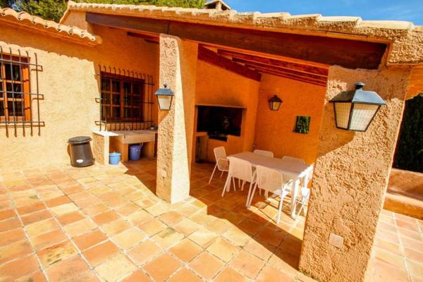 Finca Fustera - charming villa with private pool in Benissa