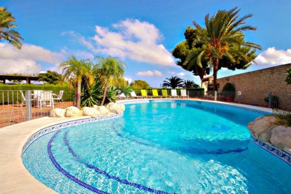 Finca San Jaime - holiday home with stunning views and private pool in Benissa