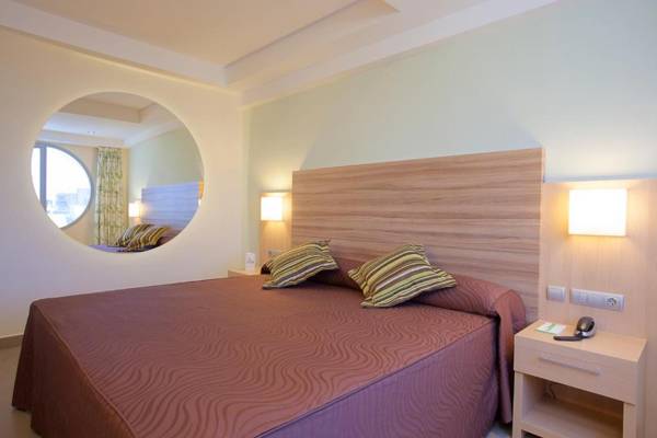 Riviera Beachotel - Adults Recommended