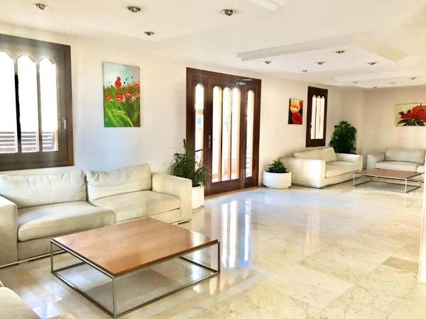 TORRE VALENCIA APARTMENT