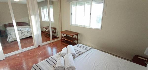 Apartamento Alteanos centrico y confortable soleado con piscina y jardines tenis parking exterior comunitario y la playa andando 10 min