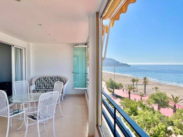 Seafront Dali Apartment