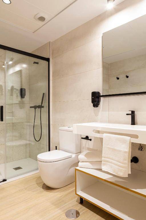 Apartamentos Mayal con Piscina