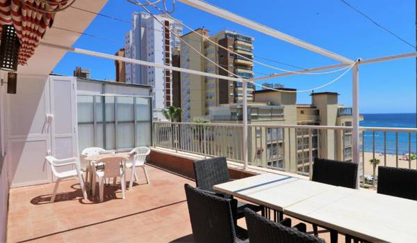 Penthouse El Pato 872