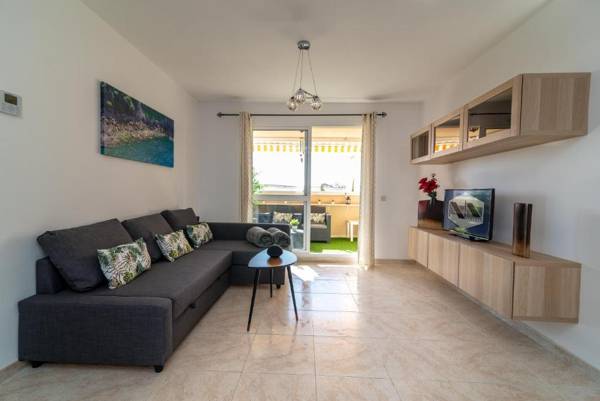 VB Golondrinas Recently Renovated 2BDR Apt