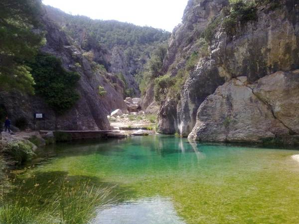 Casa Lola en Beceite rodeados de montañas y ríos