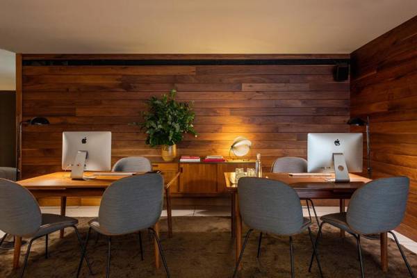 Alexandra Barcelona Hotel Curio Collection by Hilton