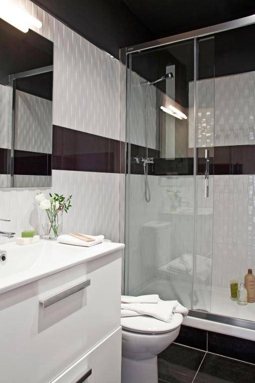 AinB Eixample-Miro Apartments