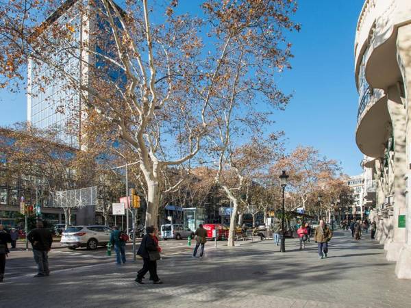 Fewdays Barcelona Apartments