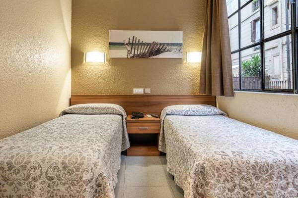 Hostal Iznajar Barcelona