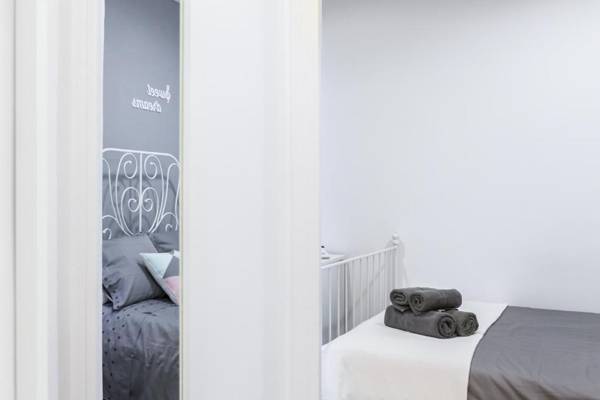 Be Barcelona Eixample Arco del Triunfo