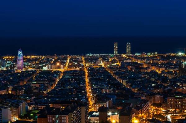 Lets Holidays Centric Apartment in Barcelona