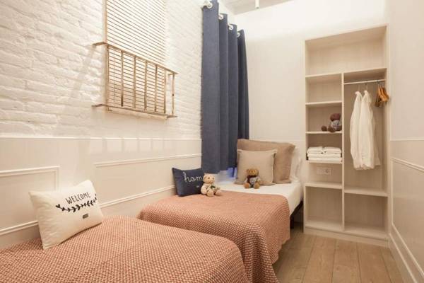 Enjoybcn Colon Apartments