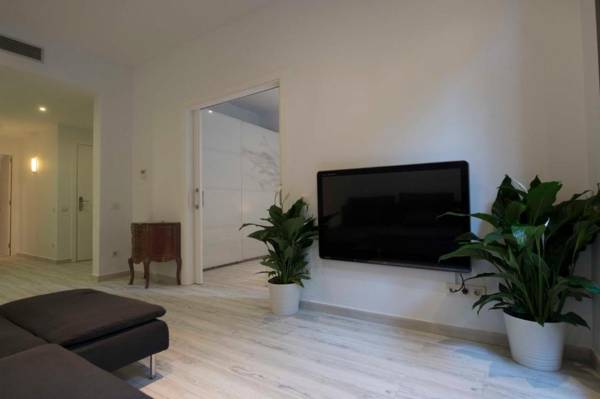 Roger De Lluria Design Apartment