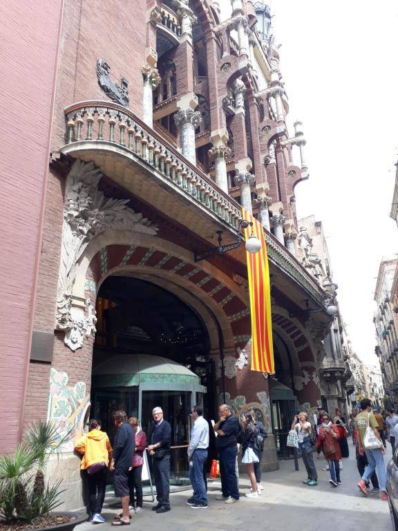 Ronda Sant Pere with Terrace