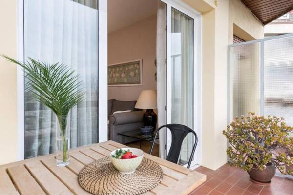 Lodging Apartments Guell Gaudi