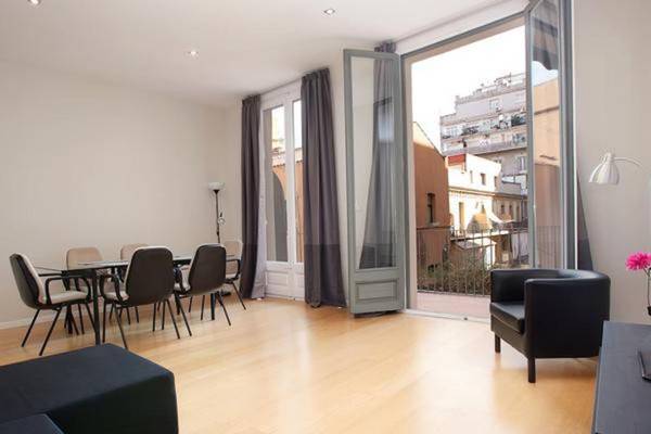 Modern Quiet Flat With A Large Balcony